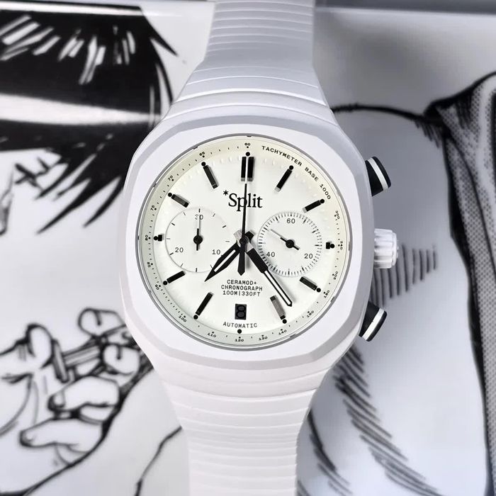 Ảnh: Hourstriker
