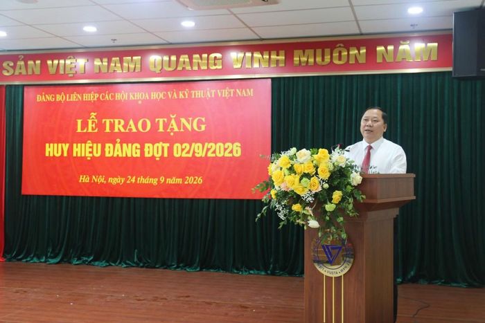 Ủy viên Trung ương Đảng, Phó Bí thư Thường trực Đảng ủy Mặt trận Tổ quốc, các đoàn thể Trung ương Nguyễn Phi Long phát biểu tại buổi lễ.