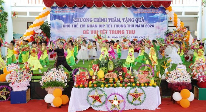  Một tiết mục vui đón Tết Trung thu tại chương trình. 