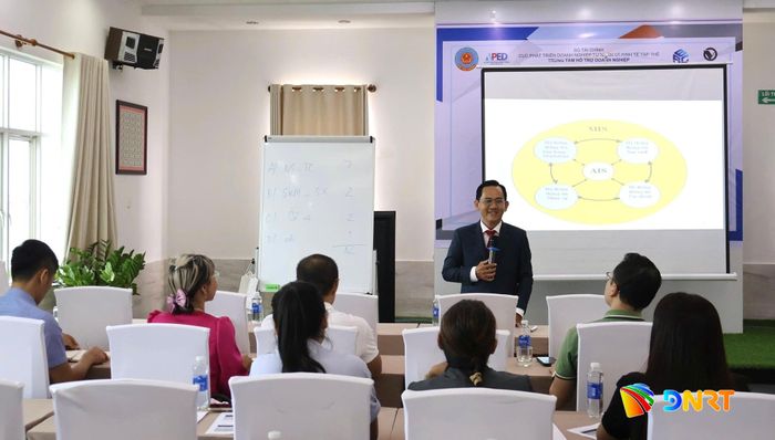 Quang cảnh chương trình. Ảnh: MAI QUẾ