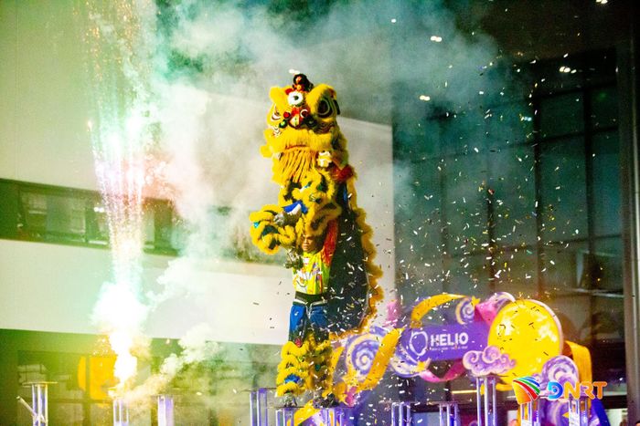 Hoạt động biểu diễn múa lân được tổ chức liên tục tại Helio Center. Ảnh: BẢO LÂM