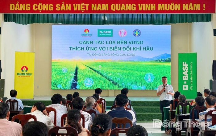 Quang cảnh chương trình tập huấn.