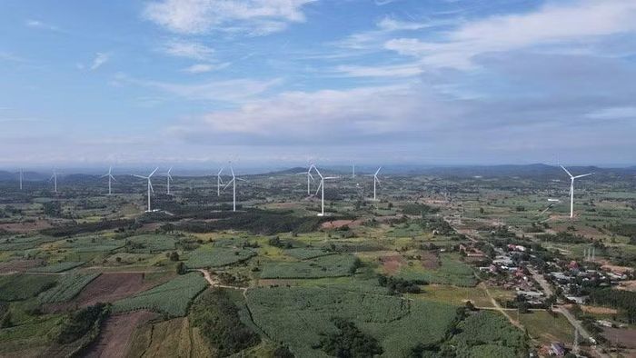Dự án Nhà máy điện gió Chơ Long được triển khai xây dựng tại huyện Kông Chro trước đây (nay là xã Chơ Long, tỉnh Gia Lai) đã chính thức vận hành thương mại toàn bộ 35 tuabin. Nguồn: IPC E&C