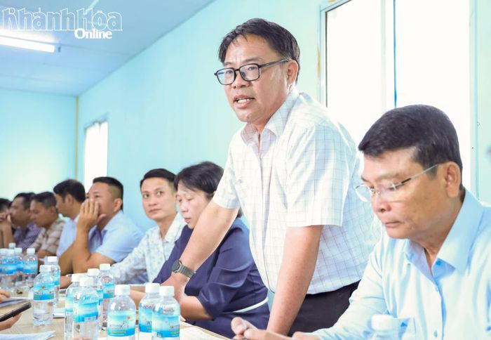 Lãnh đạo Sở Xây dựng giải trình một số nội dung liên quan.