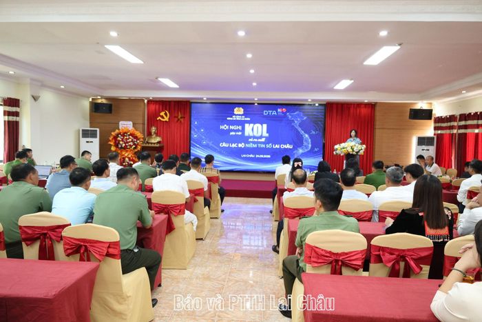 Quang cảnh hội nghị.