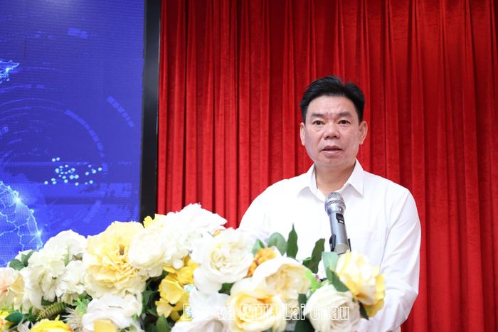 Đại tá Tao Văn Trường – Phó Giám đốc Công an tỉnh Lai Châu phát biểu bế mạc hội nghị.