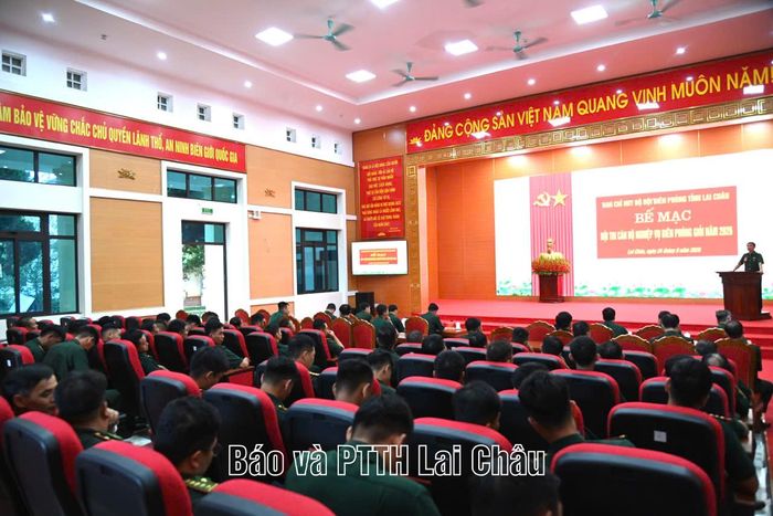 Quang cảnh buổi bế mạc Hội thi.