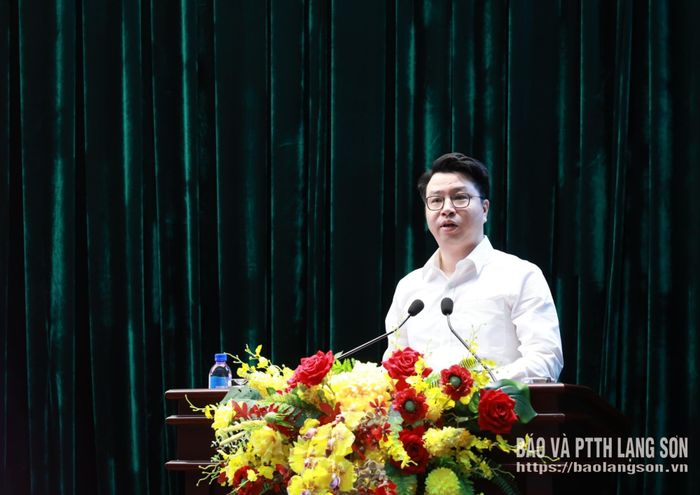 Đồng chí Trần Quân, Ủy viên dự khuyết Trung ương Đảng, Phó Bí thư Thường trực Tỉnh ủy phát biểu kết luận hội nghị