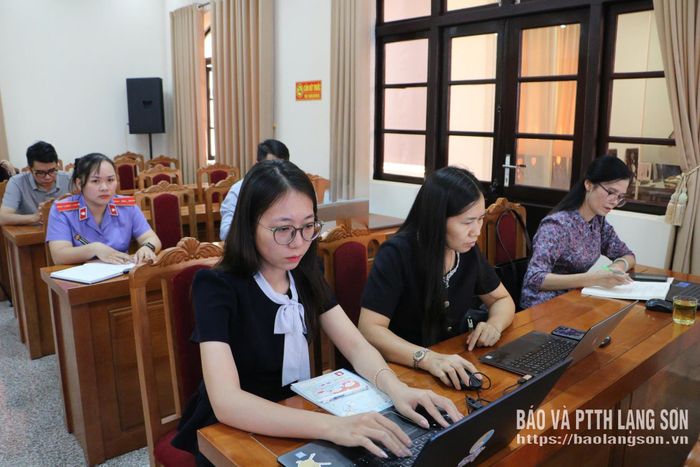 Các đại biểu dự lớp bồi dưỡng