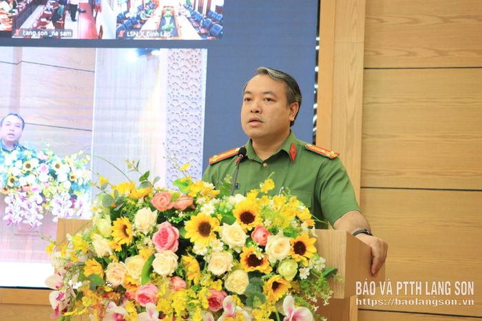 Lãnh đạo Công an tỉnh phát biểu tại chương trình