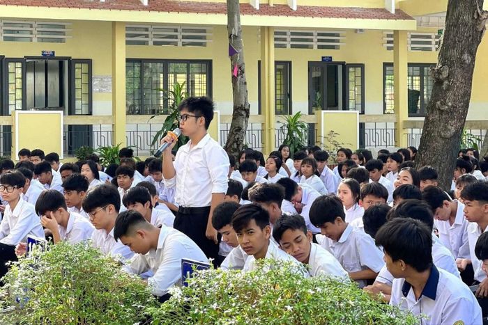 Học sinh trả lời các tình huống thường gặp