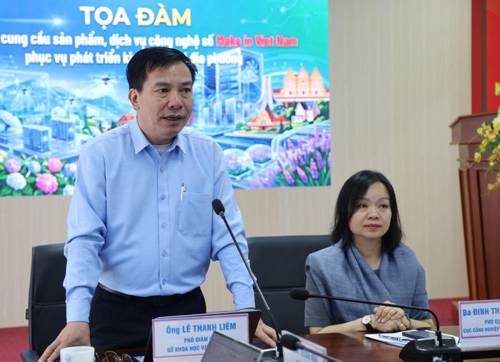 Phó Giám đốc Sở Khoa học và Công nghệ tỉnh Lâm Đồng Lê Thanh Liêm trao đổi chuyên đề "Các bài toán lớn phát triển kinh tế số của tỉnh Lâm Đồng cần sự tham gia của doanh nghiệp số"