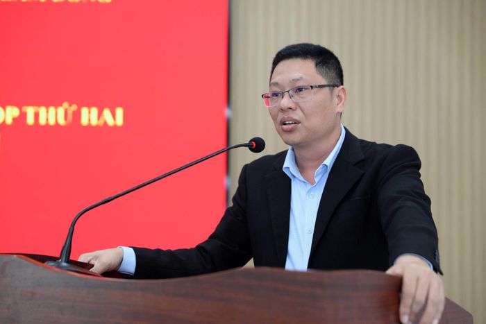 Ông Nhữ Văn Học, Chủ tịch UBND xã Gia Hiệp trả lời ý kiến của cử tri thuộc thẩm quyền