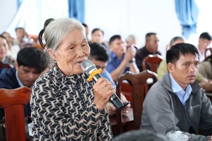 Cử tri Lê Thị Hòa mong muốn cơ chế hỗ trợ đối với những trường hợp người hoạt động cách mạng bị thất lạc giấy tờ