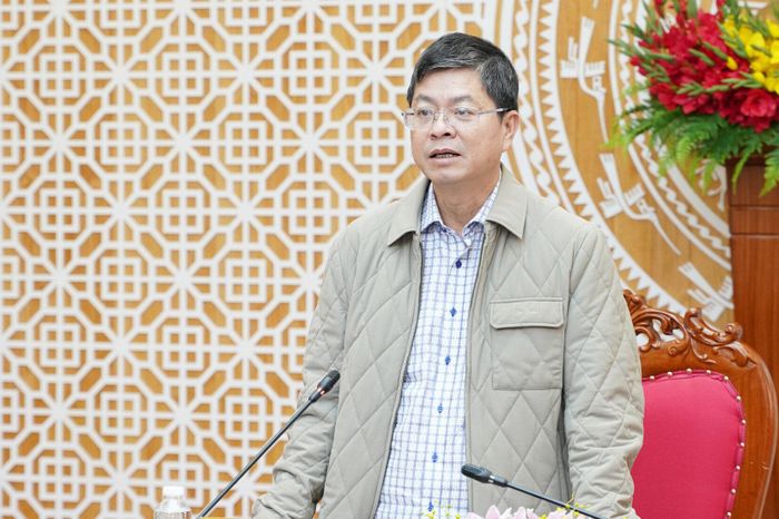 Ủy viên Ban Thường vụ Tỉnh ủy, Phó Chủ tịch Thường trực UBND tỉnh Nguyễn Hồng Hải yêu cầu các đơn vị đánh giá thật kỹ các tác động trước khi trình UBND tỉnh cấp chủ trương đầu tư các dự án