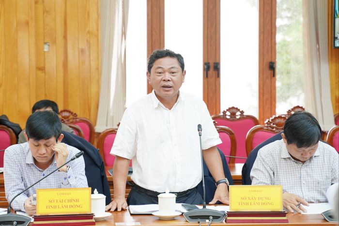 Đại diện các đơn vị đề xuất nội dung liên quan đến các dự án tại hội nghị