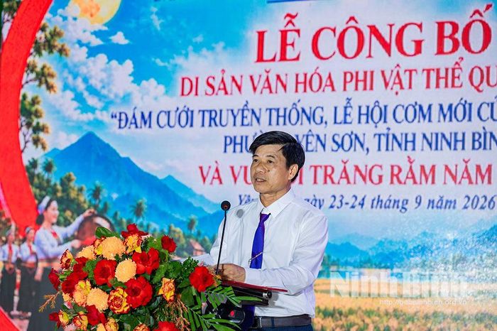 Lãnh đạo phường Yên Sơn phát biểu tại chương trình.