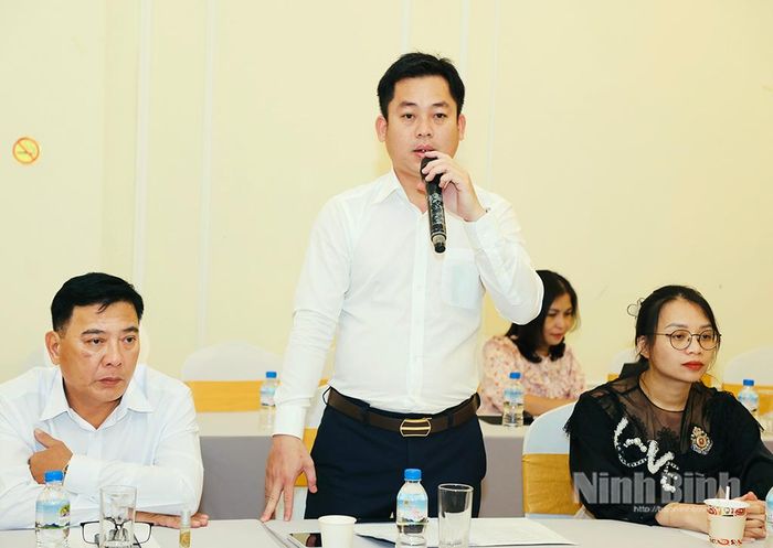Đại diện Hiệp Hội doanh nghiệp tỉnh Lâm Đồng phát biểu tham luận tại hội nghị.