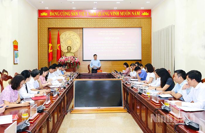 Quang cảnh hội nghị.