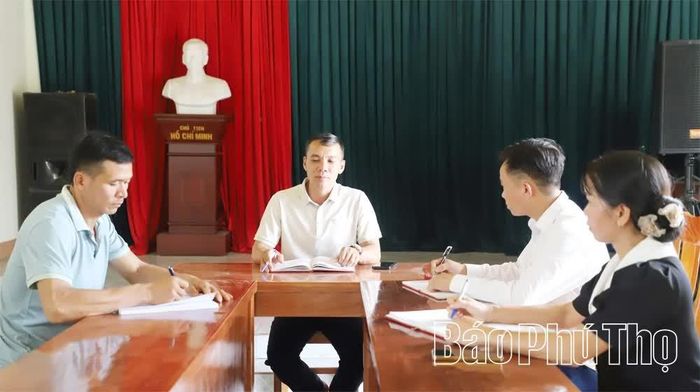 Tất cả việc chung của thôn Vường Phắt đều được chi ủy, chi bộ bàn bạc kỹ với yêu cầu “đảng viên đi trước”, nên đều nhận được sự đồng thuận cao của Nhân dân khi triển khai.