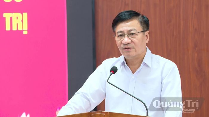 Đồng chí Đào Mạnh Hùng, Phó Chủ tịch Thường trực Ủy ban MTTQ Việt Nam tỉnh phát biểu khai mạc hội thảo - Ảnh: N.L