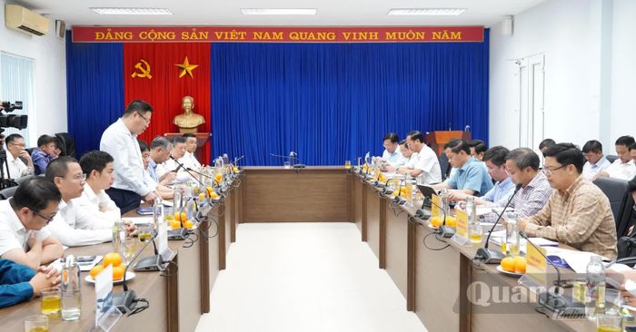 Quang cảnh buổi làm việc - Ảnh: Q.V