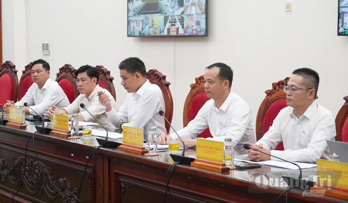 Đại biểu tham dự buổi làm việc - Ảnh: Q.V