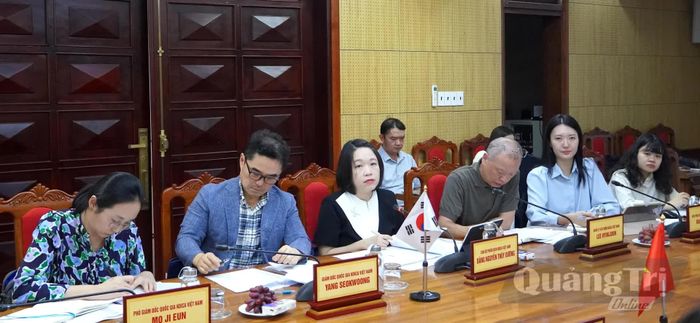Các thành viên viênn KOICA dự buổi làm việc - Ảnh: H.Tr