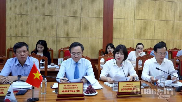 Đại diện lãnh đạo Sở Y tế báo cáo tình hình thực hiện dự án - Ảnh: H.Tr