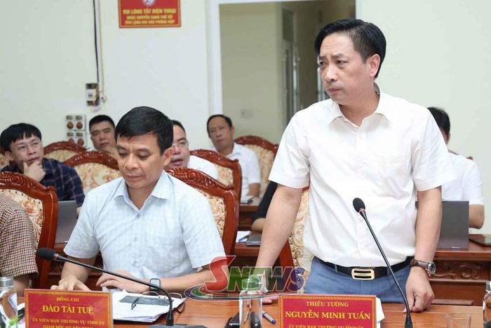 Đồng chí Giám đốc Công an tỉnh phát biểu tại cuộc làm việc.