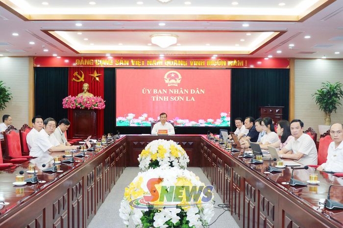 Các đại biểu dự tại điểm cầu tỉnh Sơn La.