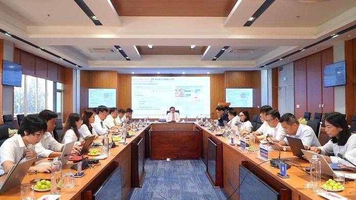 Ông Lê Văn Danh - Tổng Giám đốc Tổng Công ty Phát điện 3 chủ trì buổi làm việc.
