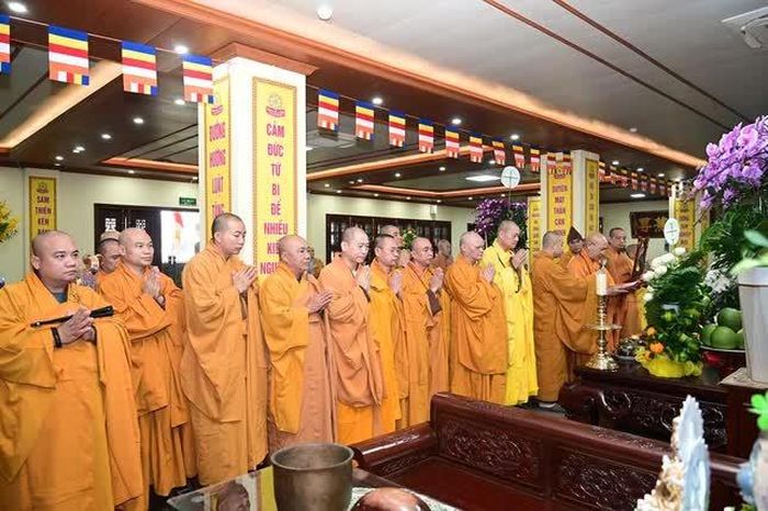 Chư tôn đức lễ Tổ
