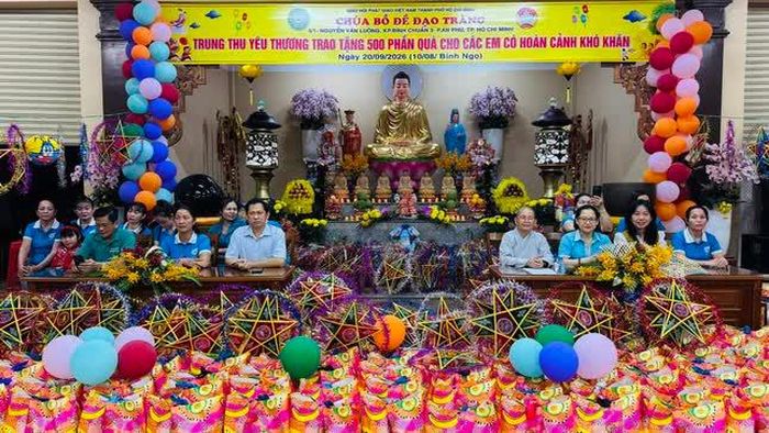 Chư Ni, quan khách tham dự