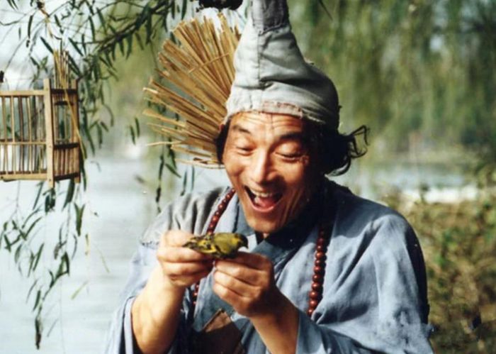 Tài tử Du Bản Xương - người đảm nhiệm vai Tế Công trong bộ phim cùng tên lên sóng năm 1986, đã qua đời ở tuổi 93.
