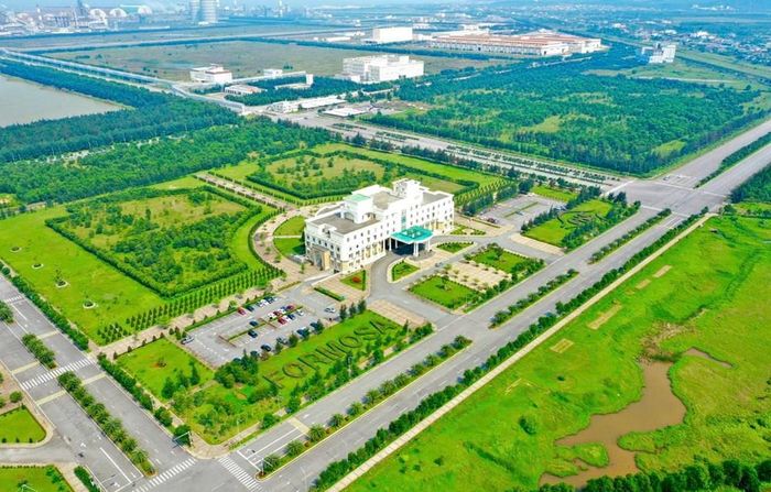 Toàn cảnh Formosa Hà Tĩnh, Nhà máy sản xuất thép quy mô lớn được lắp đặt giám sát quan trắc tự động.