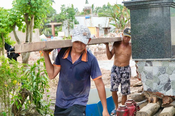 Phương án triển khai di dời nhà được báo cáo lên địa phương.