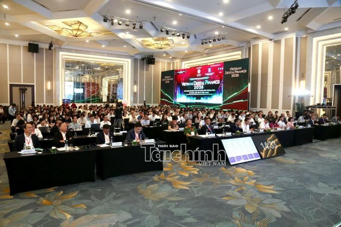 Toàn cảnh phiên toàn thể. Ảnh: Đức Minh
