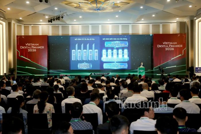 Phó Cục trưởng Cục Công nghệ thông tin và chuyển đổi số, Bộ Tài chính, ông Nguyễn Minh Ngọc giới thiệu về Kế hoạch chuyển đổi số của Bộ Tài chính giai đoạn 2026-2030. Ảnh: Đức Minh