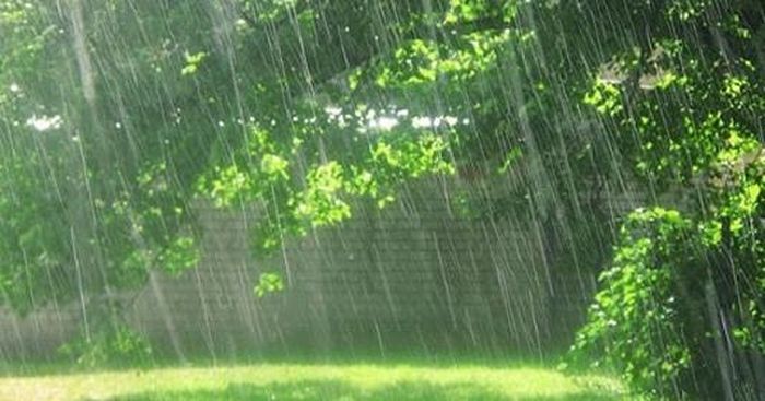 Khu vực TP. Hà Nội nắng gián đoạn, sáng và đêm có mưa rào và dông rải rác, cục bộ có nơi mưa to, gió nhẹ. Ảnh minh họa