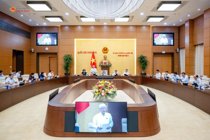 Toàn cảnh phiên họp