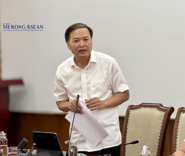 Ông Trịnh Ngọc Chung, Cục trưởng Cục Văn hóa các dân tộc Việt Nam trả lời tại buổi họp báo giới thiệu Ngày hội văn hóa dân tộc Mông lần thứ tư tại tỉnh Điện Biên. Ảnh: Hà Anh/Mekong ASEAN.