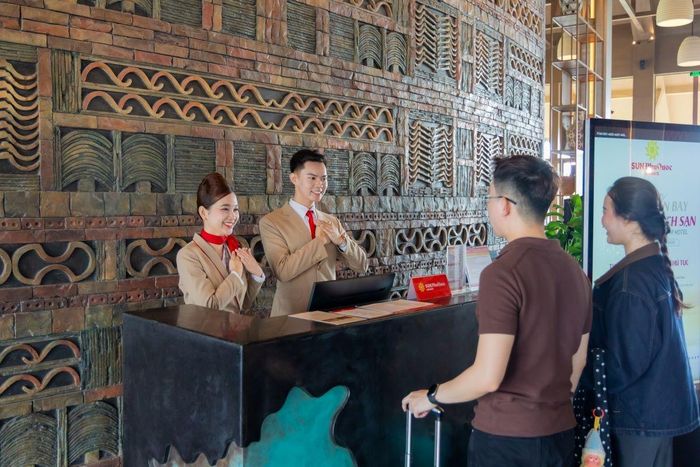 Khách lưu trú tại New World Phu Quoc Resort có thể hoàn tất thủ tục hàng không ngay tại khu nghỉ dưỡng.