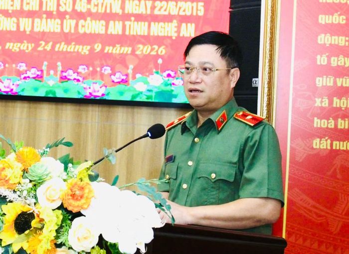 Thiếu tướng Đinh Việt Dũng, Giám đốc Công an tỉnh Nghệ An tiếp thu ý kiến chỉ đạo của lãnh đạo Bộ, lãnh đạo tỉnh Nghệ An.