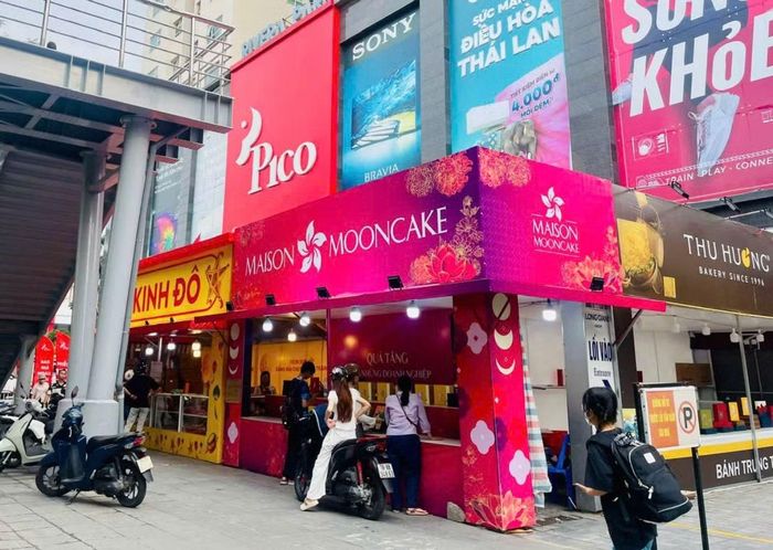 Thị trường bánh trung thu khá đa dạng, phong phú.