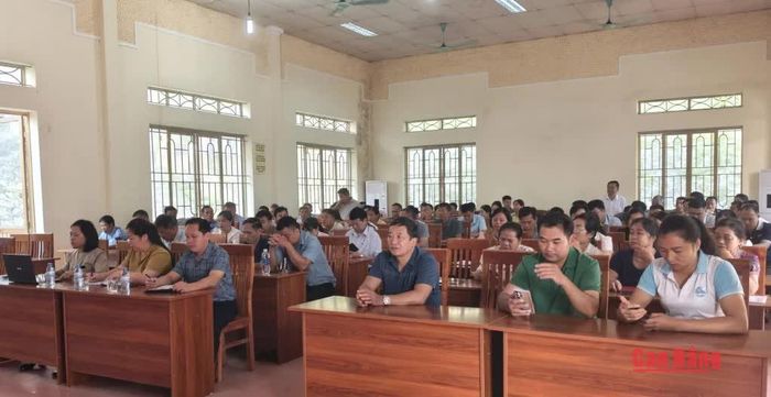 Các đại biểu tham dự lớp bồi dưỡng nghiệp vụ.