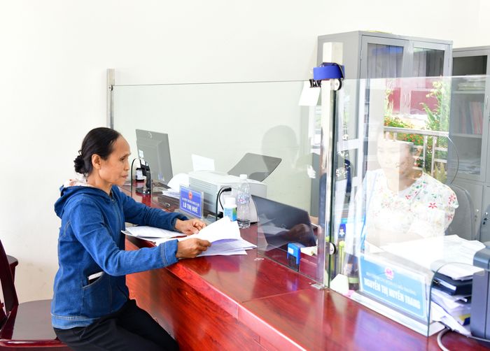 Tỉnh Phú Thọ đẩy mạnh cải cách hành chính, tăng cường ứng dụng công nghệ để phục vụ hiệu quả hơn cho người dân. Ảnh: N.Lộc