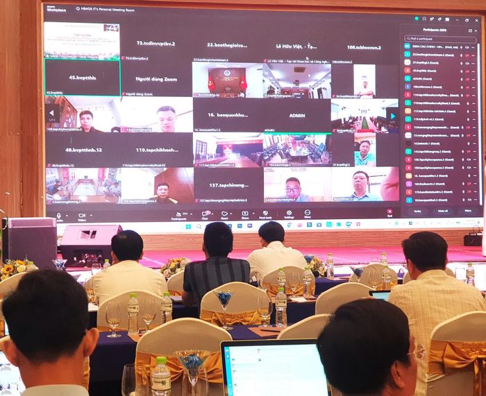 Cơ quan báo chí tham dự qua Zoom