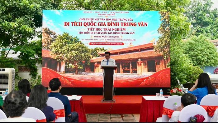 Phó Chủ tịch UBND phường Đại Mỗ Nguyễn Chí Dũng phát biểu tại sự kiện.