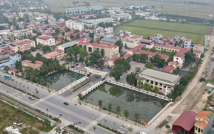 Trụ sở Đảng ủy, UBND xã Phú Xuyên. Ảnh: Quang Thái